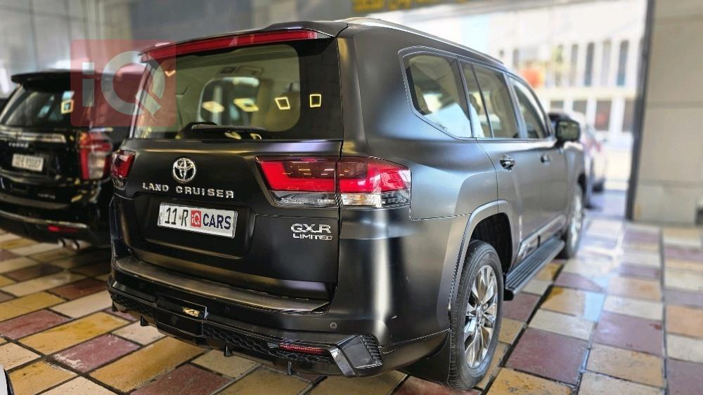 تويوتا لاندكروزر